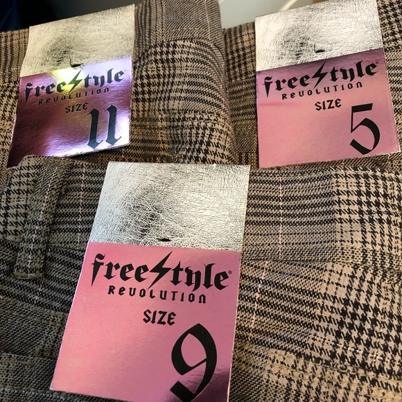 Free Style Revolution Plaid Shorts C216, 17, 18,19 - Picture 8 of 8